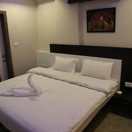 Hotel Marwar Excellency Mahāmandir Εξωτερικό φωτογραφία