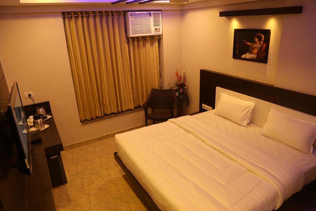 Hotel Marwar Excellency Mahāmandir Εξωτερικό φωτογραφία