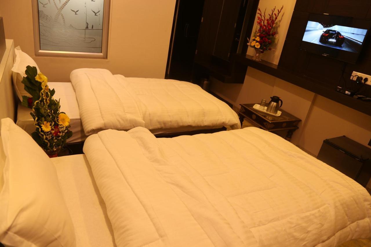 Hotel Marwar Excellency Mahāmandir Εξωτερικό φωτογραφία